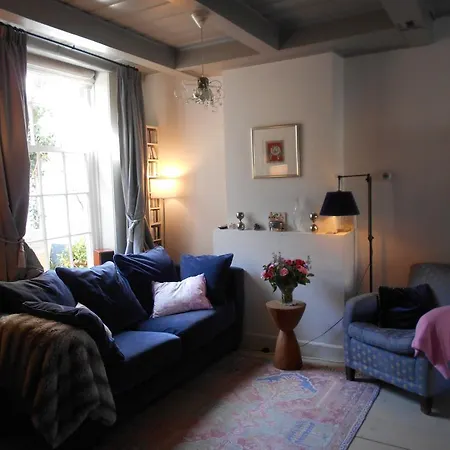 Vliet 39 Bed & Breakfast *